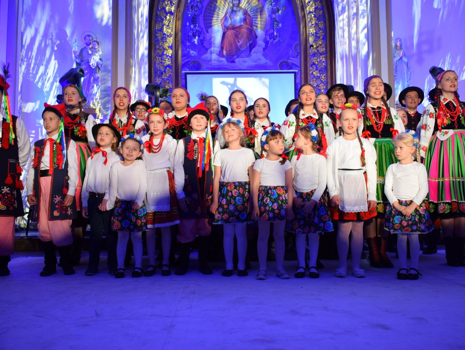 Koncert Papieski Wzruszenia I Folklor Zdj Cia Reporta