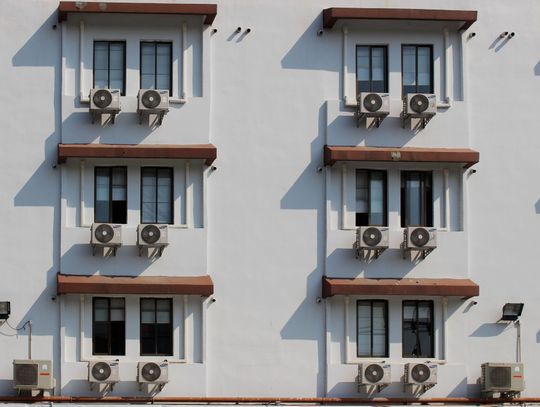 Agregaty chłodnicze – kiedy warto sięgnąć po używane urządzenia?