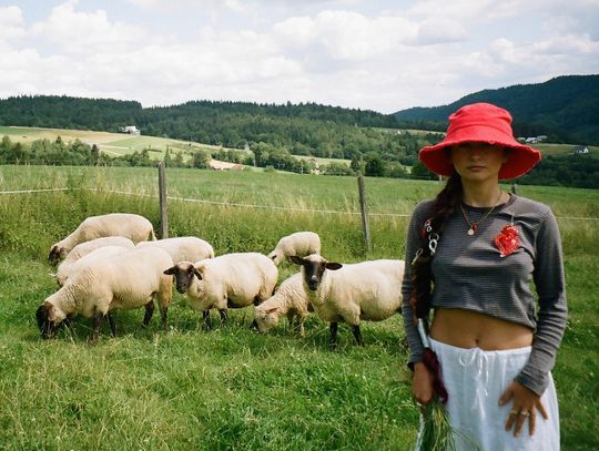 Ania Szlagowska prezentuje „Halinę”