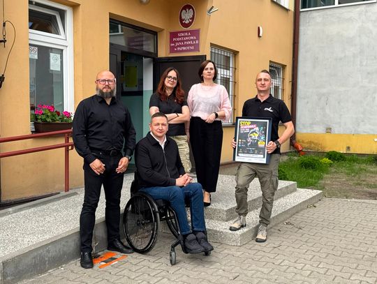 Fundacja "Fera Via" szkoli młodzież z Teresina, Paprotni i Bożej Woli