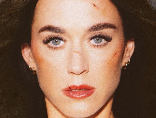 Katy Perry pokazuje się z nowej strony w singlu „Bandaids”