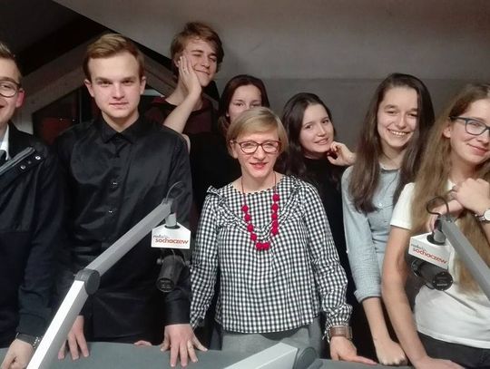 Licealiści z Chopina na scenie w spektaklu "Naprzód z nadzieją" [ROZMOWA]