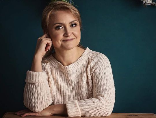 Magia Świąt Zaklęta W Słowach | Agnieszka Olejnik - W Oczekiwaniu Na Cud