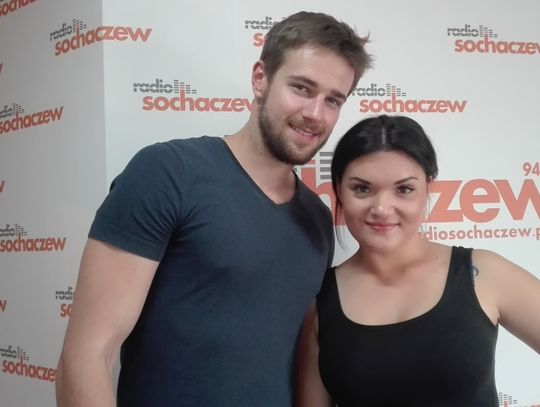 Mateusz Góral Jarzębiak  i Ewelina Berdychowska na planie teledysku [ROZMOWA]