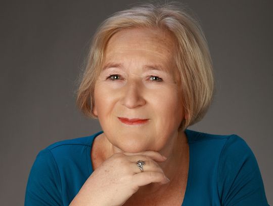 Między burzami , czyli historie nie tylko z wyższych sfer