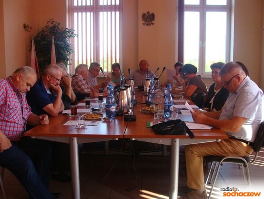 Na sesji o pieniądzach i śmieciach