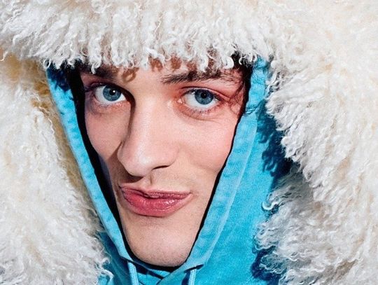 Nemo zapowiadają debiutancki album! Zwycięzcy Eurowizji prezentują singiel „Casanova”
