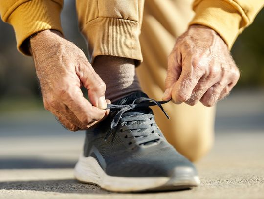 Od świeżego zapachu po stylowy detal: prawidła i sznurówki must-have każdego miłośnika obuwia