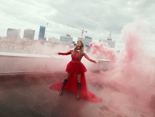 Paulla powraca. Po raz pierwszy jako autorka piosenki i od razu w Opolu