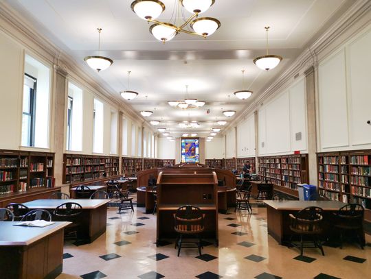 Prawo w administracji – kompetencje i perspektywy zawodowe 