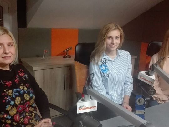 Rewelacyjne wykonanie piosenek kabaretowych - Anita Znamirowska, Martyna Wróbel oraz Alicja Pawlak [ROZMOWA]