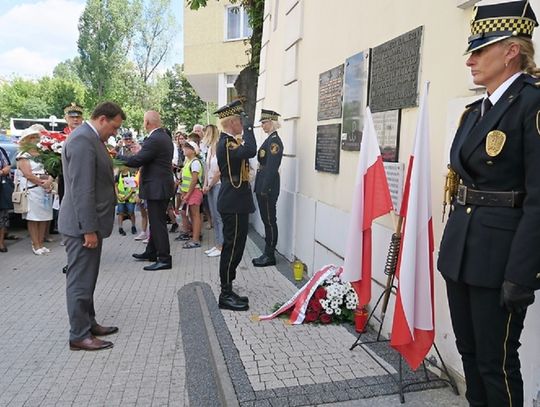 Samorządowcy oddają hołd Powstańcom - 7 Dni na Mazowszu