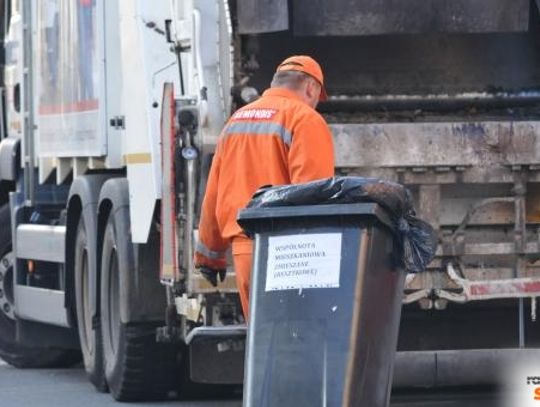 Śmieci w Sochaczewie - więcej biurokracji?