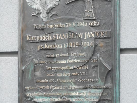Sochaczew: Odsłonięcie tablicy upamiętniającej  Stanisława Janickiego pseudonim Kordon, żołnierza AK obwodu Skowronek – Sochaczew