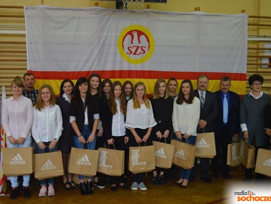 Sochaczew: Podsumowanie szkolnego roku sportowego w zespole szkół im. F. Chopina