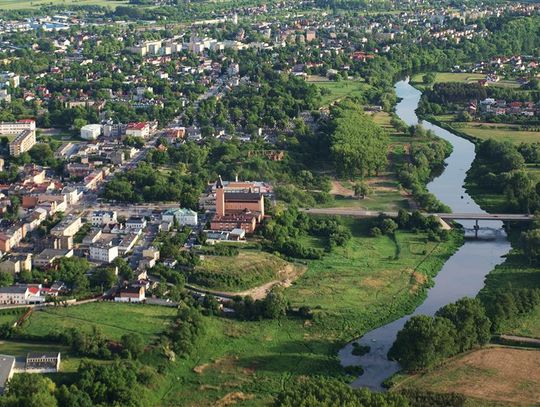 Stacje badające jakość powietrza w Sochaczewie zamontują w trzech szkołach