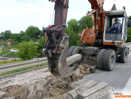 W ten weekend kolejny raz wykonawca remontu mostu na Bzurze zamknie go dla ruchu kołowego