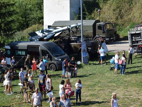 Wojskowy piknik w Sochaczewie