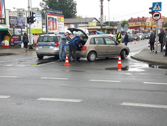 Wypadek na skrzyżowaniu ulic Pokoju i 600-lecia w Sochaczewie