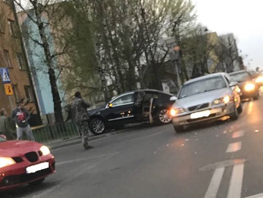 Wypadek na skrzyżowaniu ulic Pokoju i Staszica