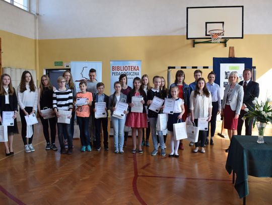 Zaklinanie, zaczytanie - czyli konkurs fotograficzny Biblioteki Pedagogicznej podsumowany