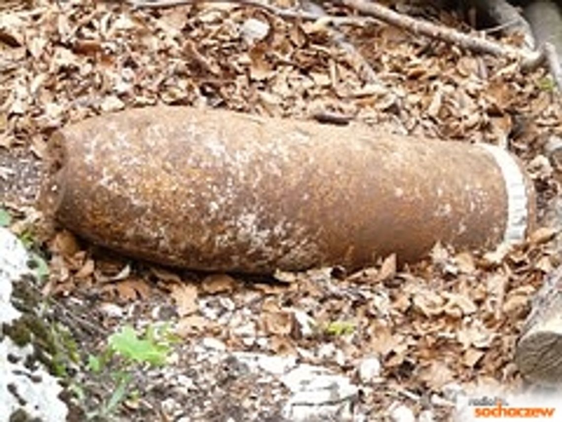 Bomba w bagażniku? I to jaka - lotnicza z II Wojny Światowej. Bomba w bagażniku? I to jaka - lotnicza z II Wojny Światowej.