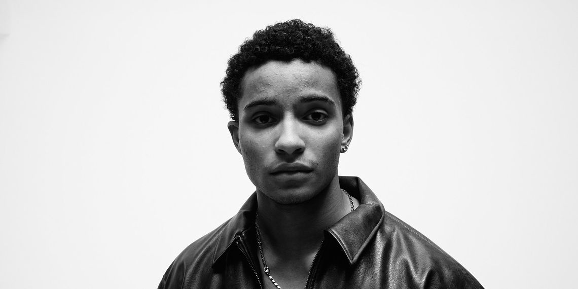 Daniel Godson wydaje Miasto i zapowiada solowy album