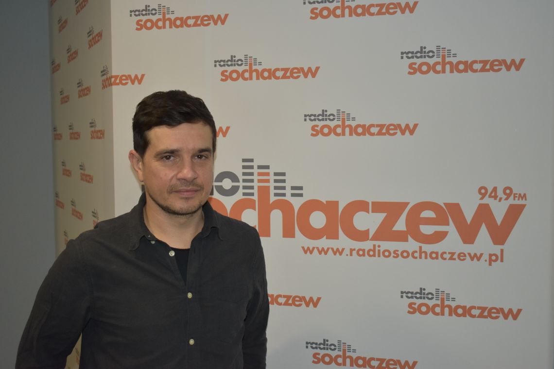Dawid Żakowski, reżyser z Sochaczewa, wskazany do Paszportu Polityki