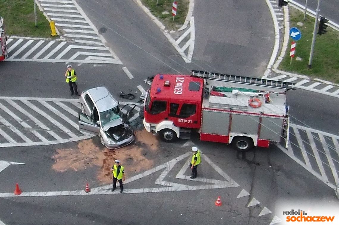 Jadąca do wypadku straż pożarna sama ofiarą wypadku