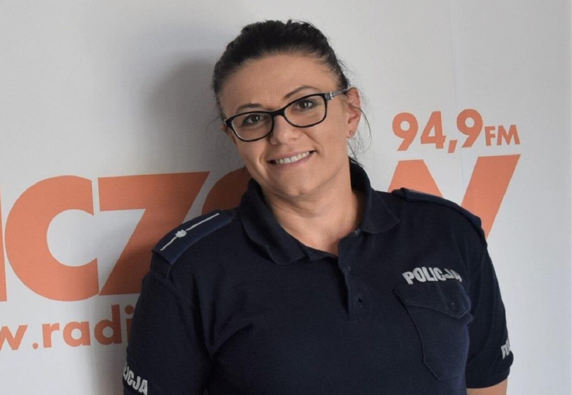 Jak nie dać się oszukać przed świętami? Radzi Agnieszka Dzik z KPP Sochaczew