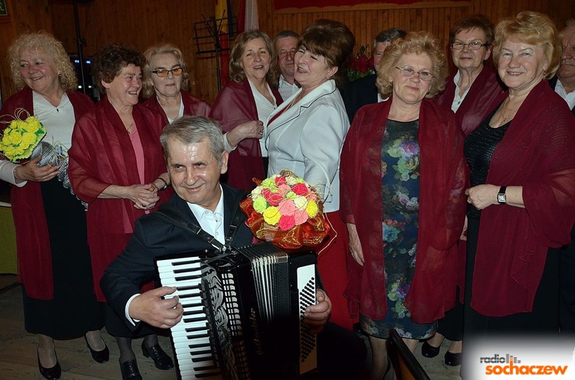 Jubileusz Stowarzyszenia Seniorów Nowa Sucha - Materiał reporterski Jubileusz Stowarzyszenia Seniorów Nowa Sucha - Materiał reporterski