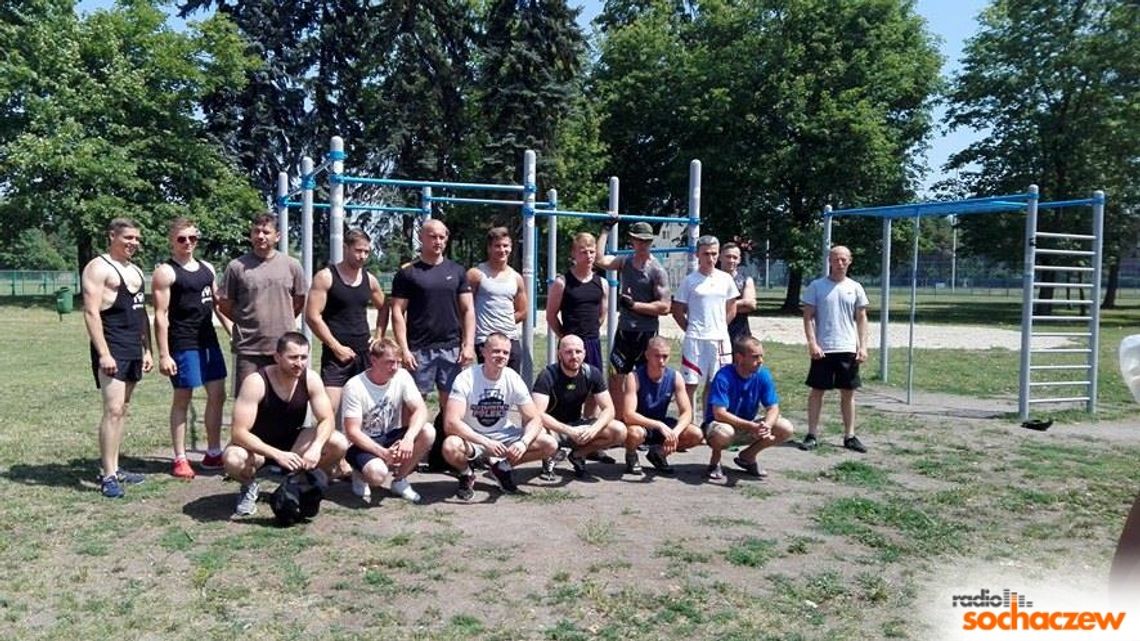 Mistrzostwa Sochaczewa w podciąganiu na drążku i w pompkach Mistrzostwa Sochaczewa w podciąganiu na drążku i w pompkach