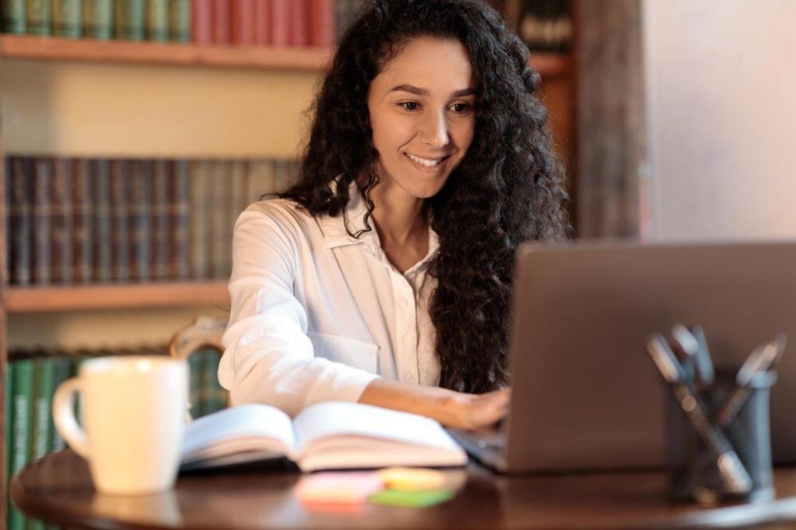 Nowoczesne kierunki studiów dla wymagających – elastyczność i specjalizacja w jednym Nowoczesne kierunki studiów dla wymagających – elastyczność i specjalizacja w jednym