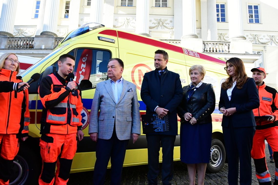 Nowoczesny ambulans neonatologiczny dla warszawskiego Meditransu - 7 Dni na Mazowszu