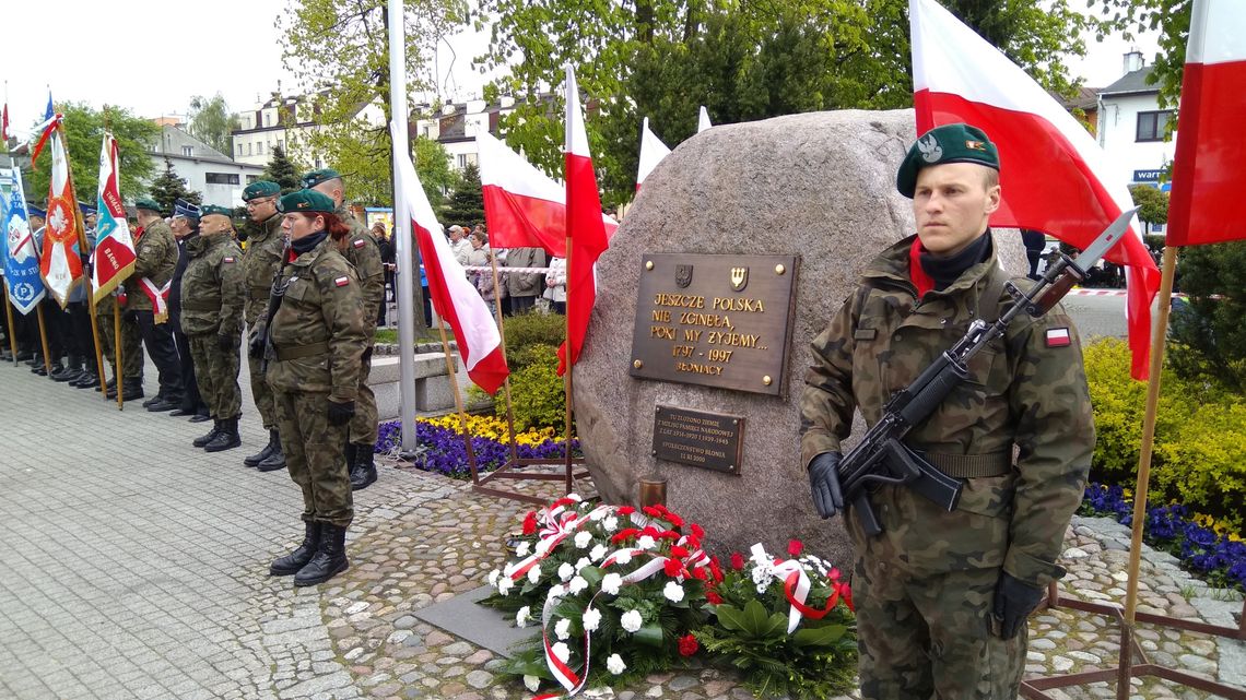 Obchody 226 rocznicy uchwalenia konstytucji 3 maja w Błoniu
