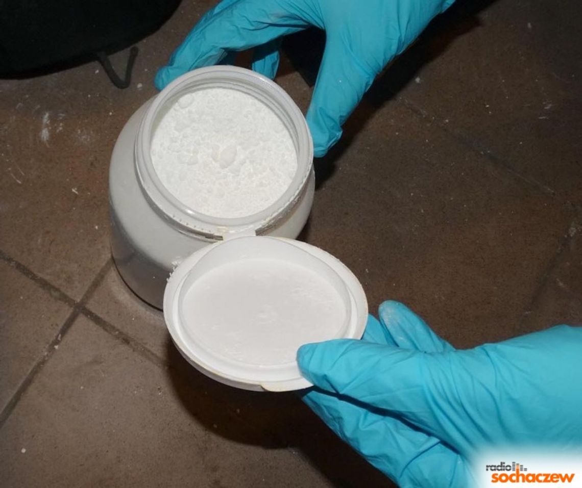 Policja: mundurowi z Sochaczewa i Radomia zlikwidowali największą na Mazowszu plantację marihuany