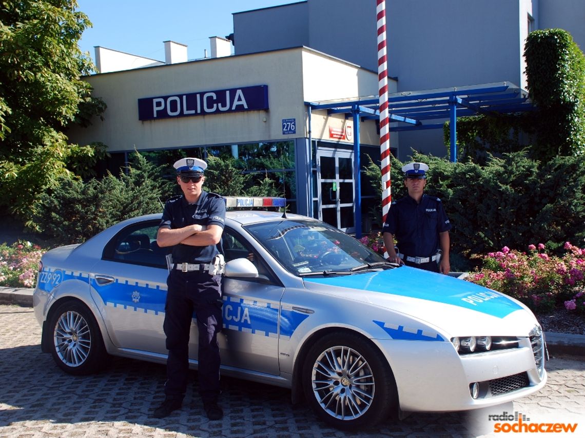 Policja: Poszukiwania trójki dzieci, które zgubiły się w lesie zakończone sukcesem