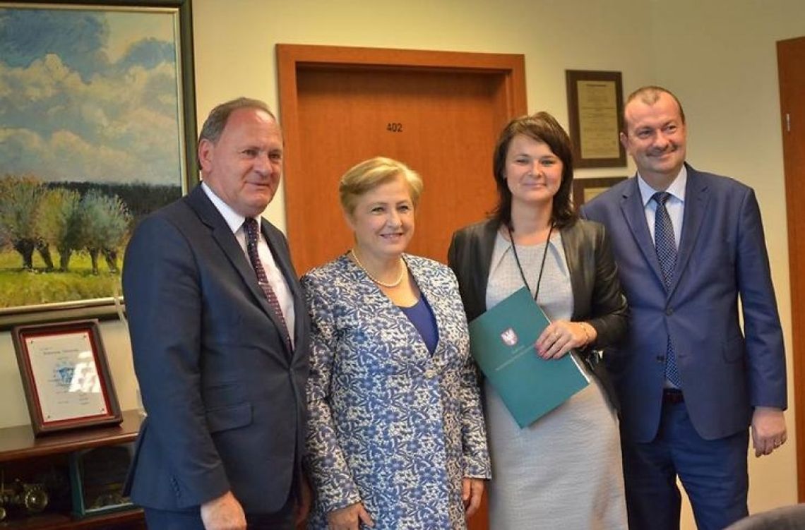 Ponad 6 milionów złotych na OZE otrzymają gminy Iłów i Słubice