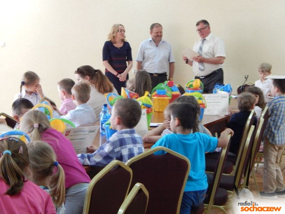 Rada Powiatu nieoczekiwanie odmłodniała Rada Powiatu nieoczekiwanie odmłodniała