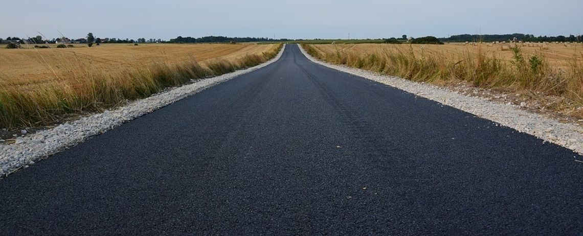 Remont drogi Żdżarów - Rybno pod znakiem zapytania