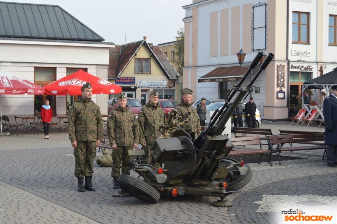 Sochaczew: 3. Warszawska Brygada Rakietowej Obrony Powietrznej świętowała na pl. Kościuszki