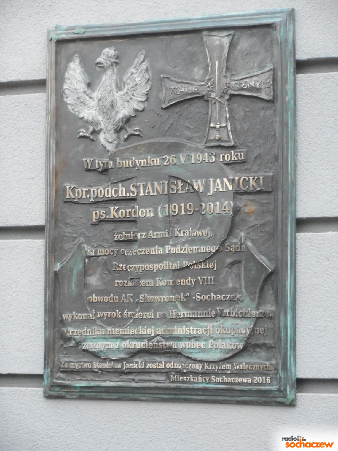 Sochaczew: Odsłonięcie tablicy upamiętniającej  Stanisława Janickiego pseudonim Kordon, żołnierza AK obwodu Skowronek – Sochaczew