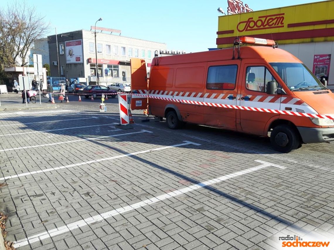 Sochaczew: Poszerzanie miejsc parkingowych na ul. Pokoju