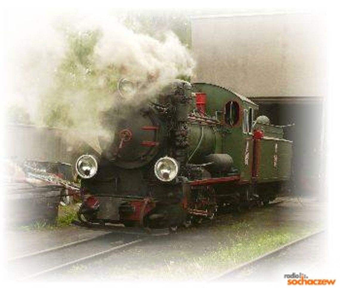 Sochaczew: Zabytkowy parówóz wyjechał na tory Sochaczew: Zabytkowy parówóz wyjechał na tory