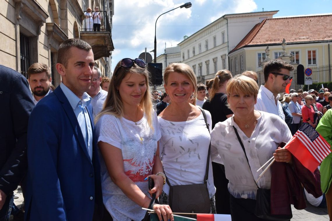 Sochaczewianie przywitali Donalda Trumpa w stolicy 