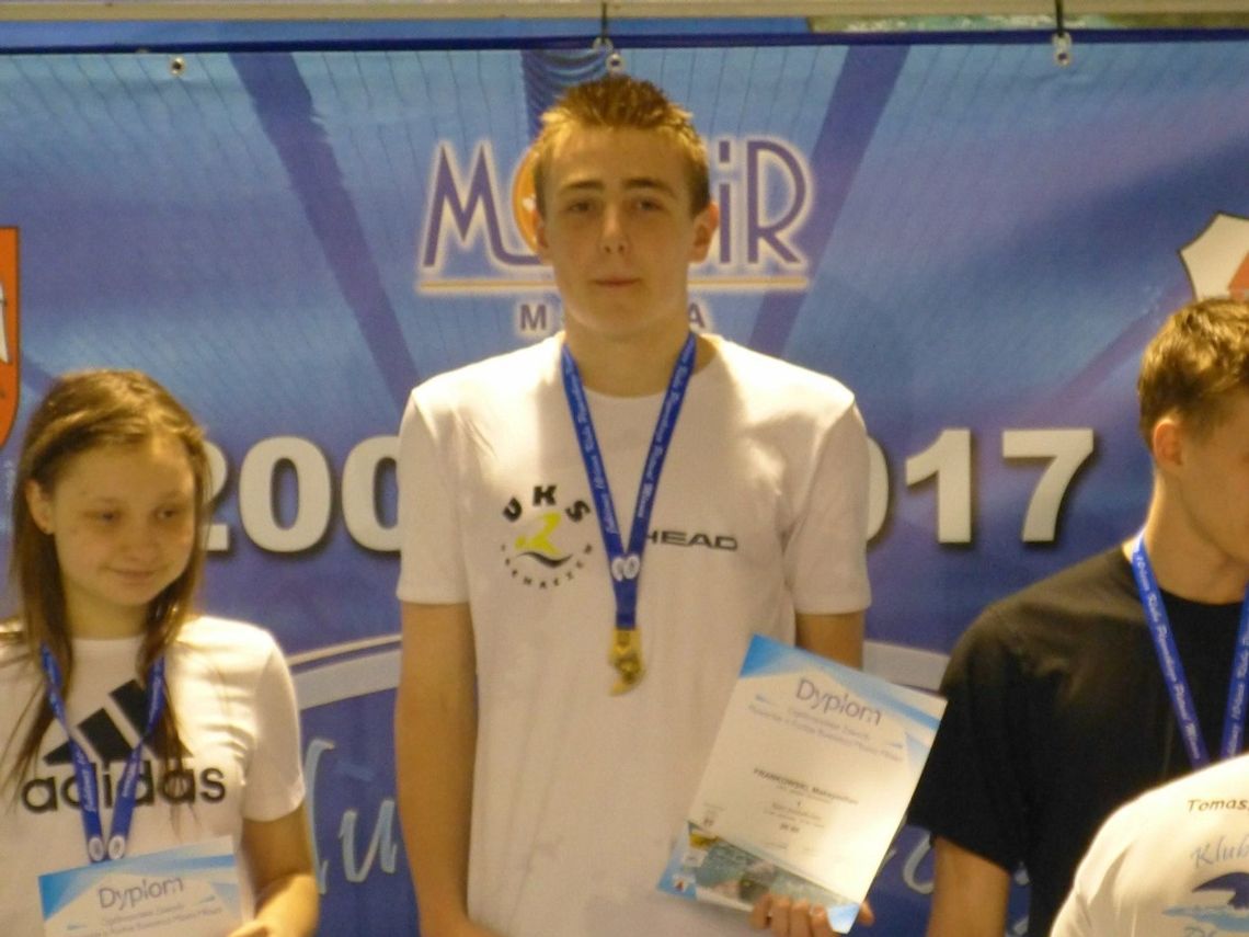 Sochaczewscy pływacy z trzynastoma medalami