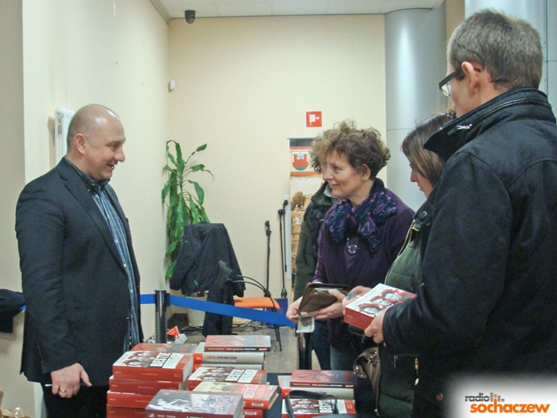 Spotkanie z Tadeuszem Płużańskim w kramnicach