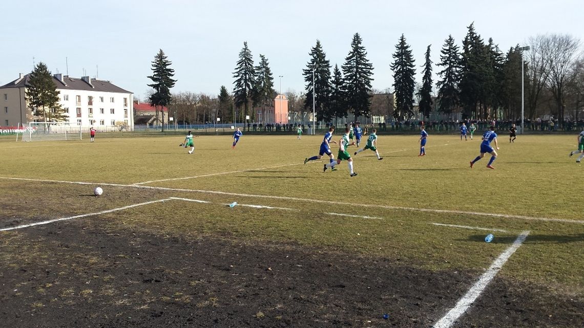 Udana inauguracja wiosny piłkarzy Bzury Chodaków
