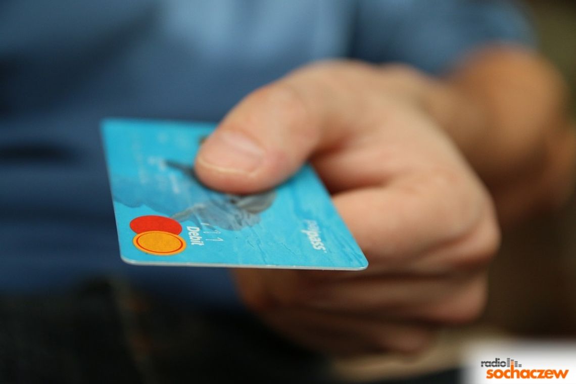 W Starostwie Powiatowym w Sochaczewie można już płacić kartą W Starostwie Powiatowym w Sochaczewie można już płacić kartą