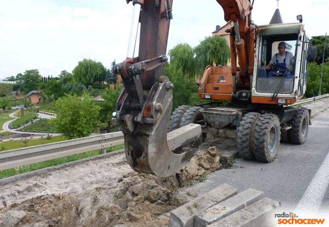 W ten weekend kolejny raz wykonawca remontu mostu na Bzurze zamknie go dla ruchu kołowego W ten weekend kolejny raz wykonawca remontu mostu na Bzurze zamknie go dla ruchu kołowego